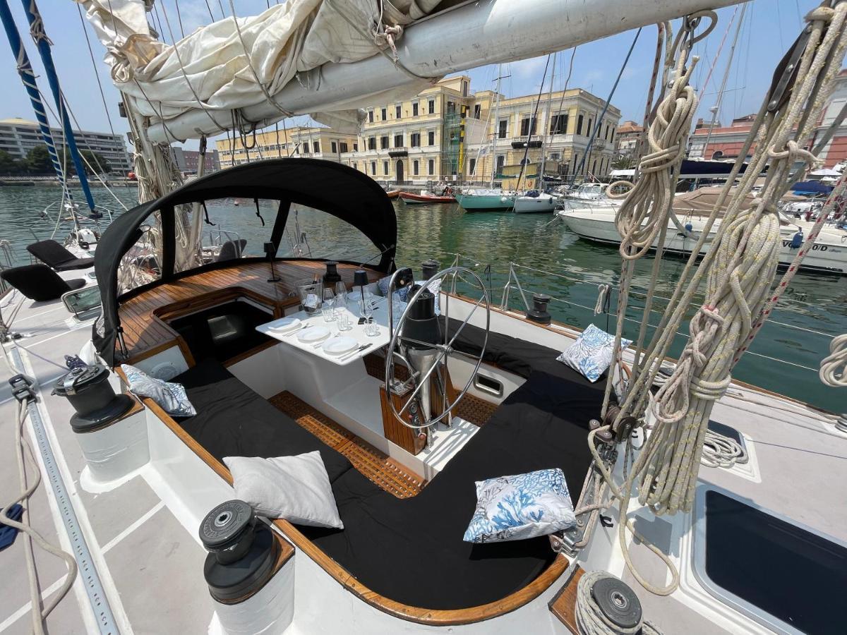 Sailboat B&B On Board Catania Exterior foto