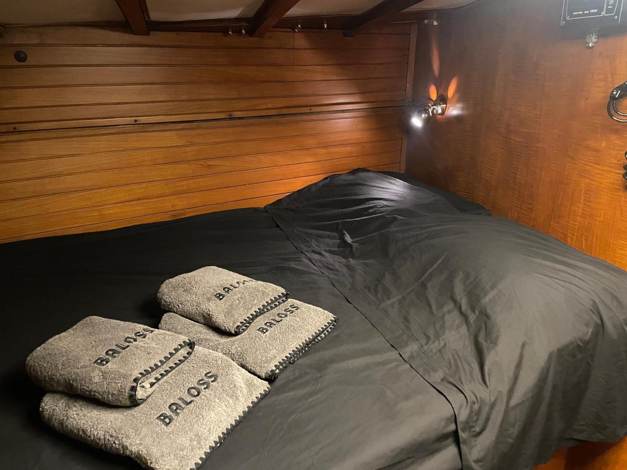 Sailboat B&B On Board Catania Exterior foto